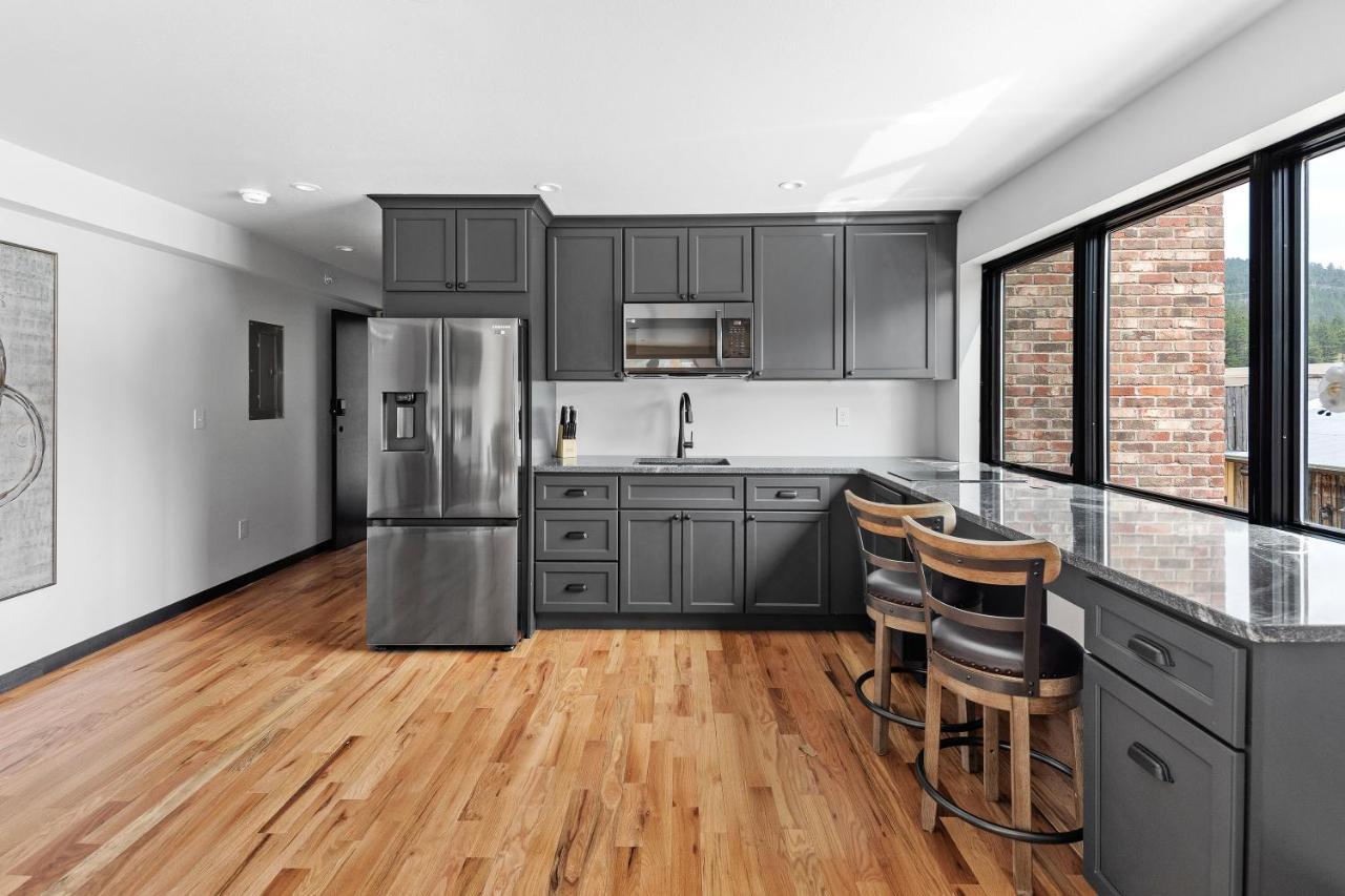 Mcgregor & Main - Luxury Lofts Hill City Exterior foto