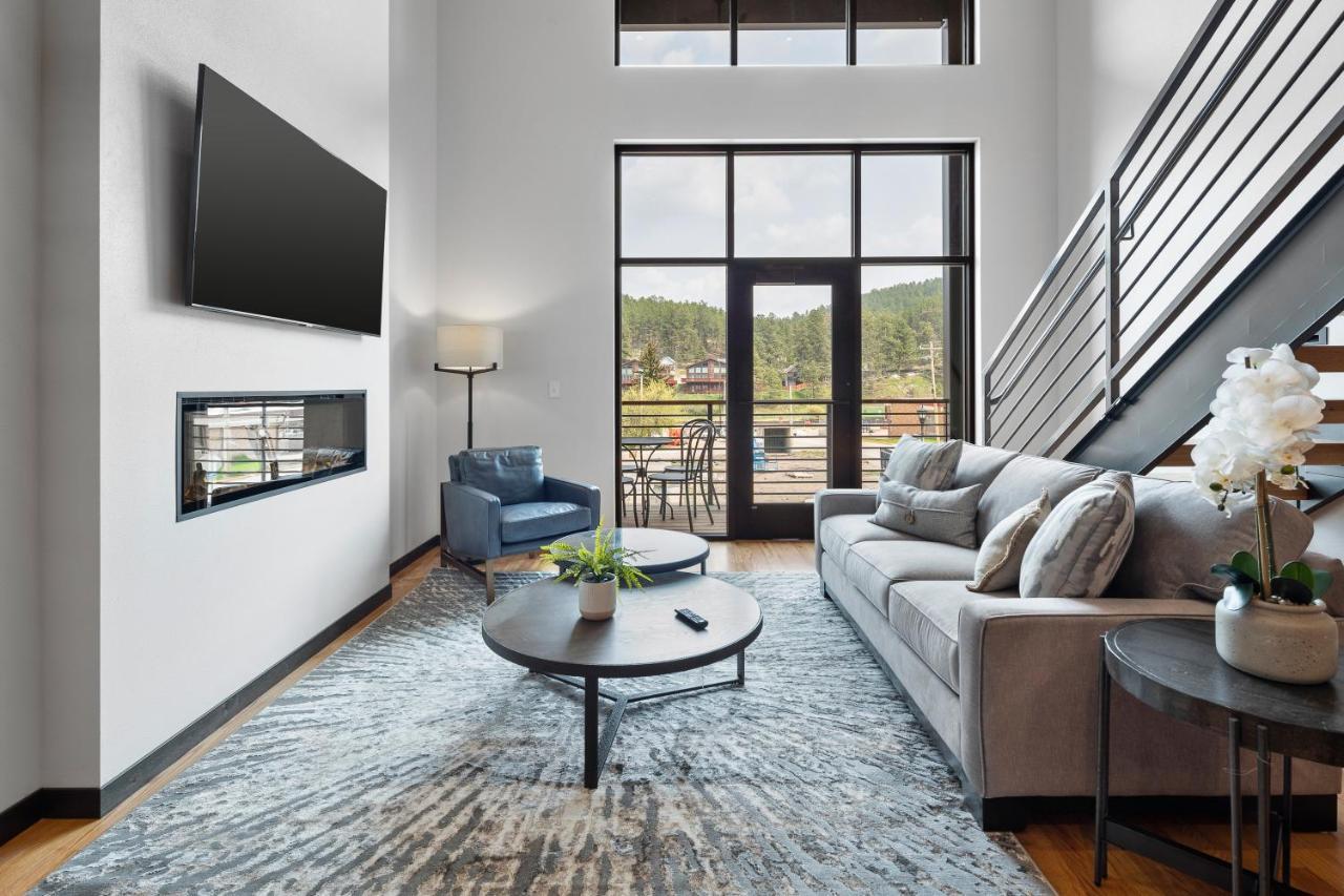 Mcgregor & Main - Luxury Lofts Hill City Exterior foto