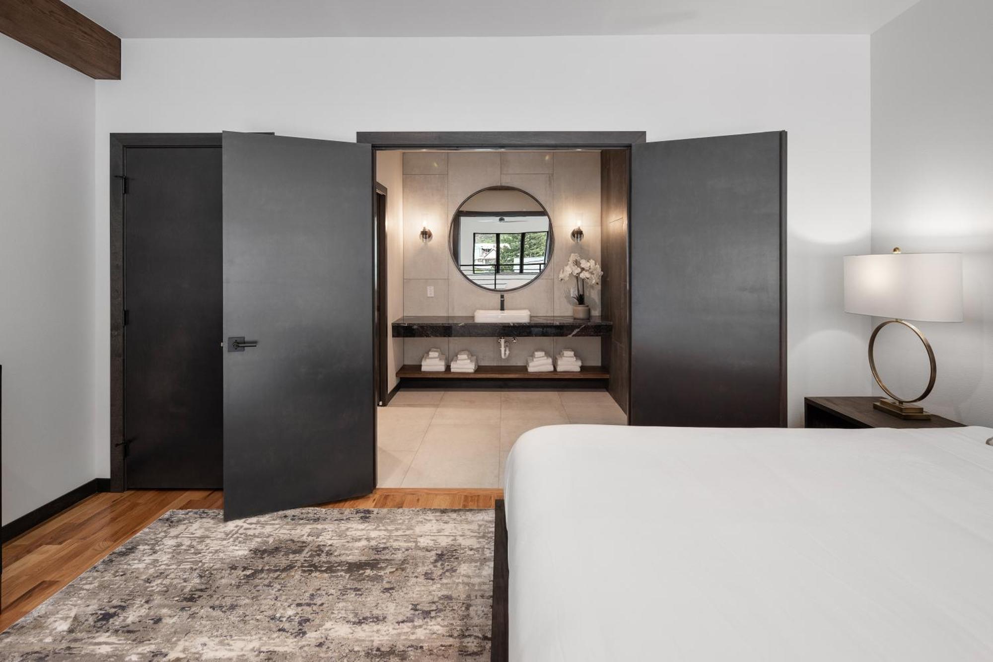 Mcgregor & Main - Luxury Lofts Hill City Exterior foto