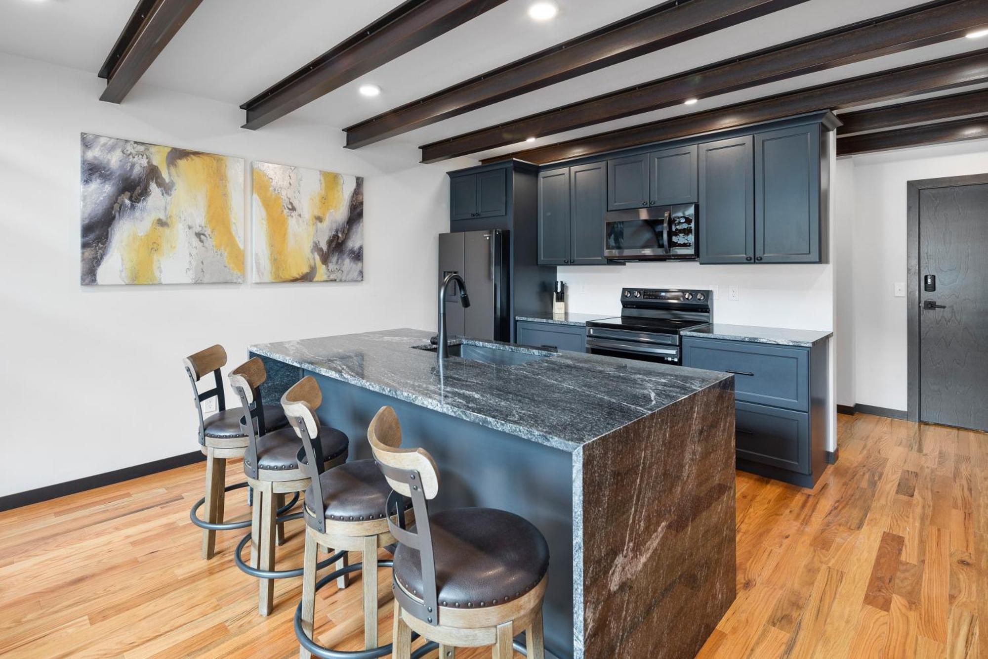 Mcgregor & Main - Luxury Lofts Hill City Exterior foto