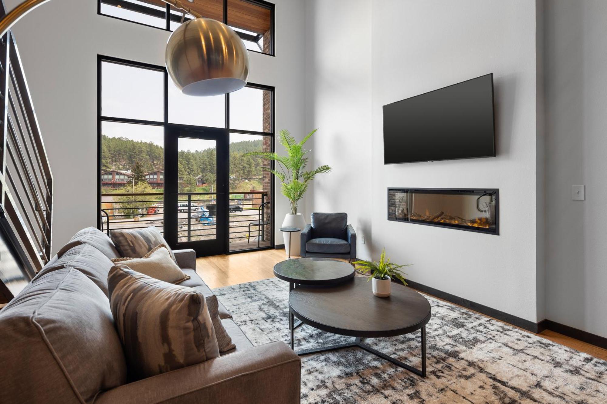 Mcgregor & Main - Luxury Lofts Hill City Exterior foto
